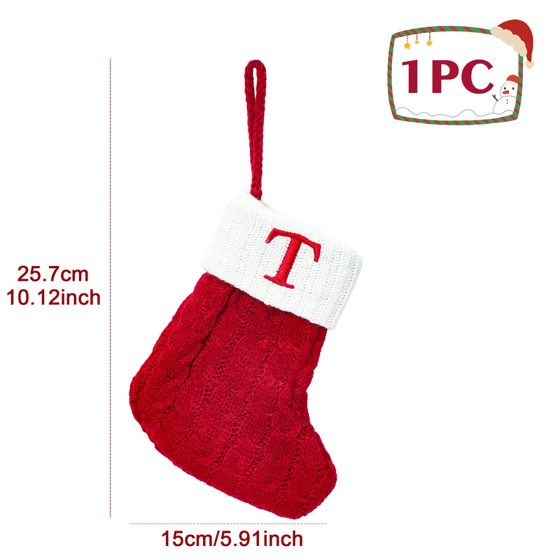 Meias de Natal de tricô com flocos de neve e letras